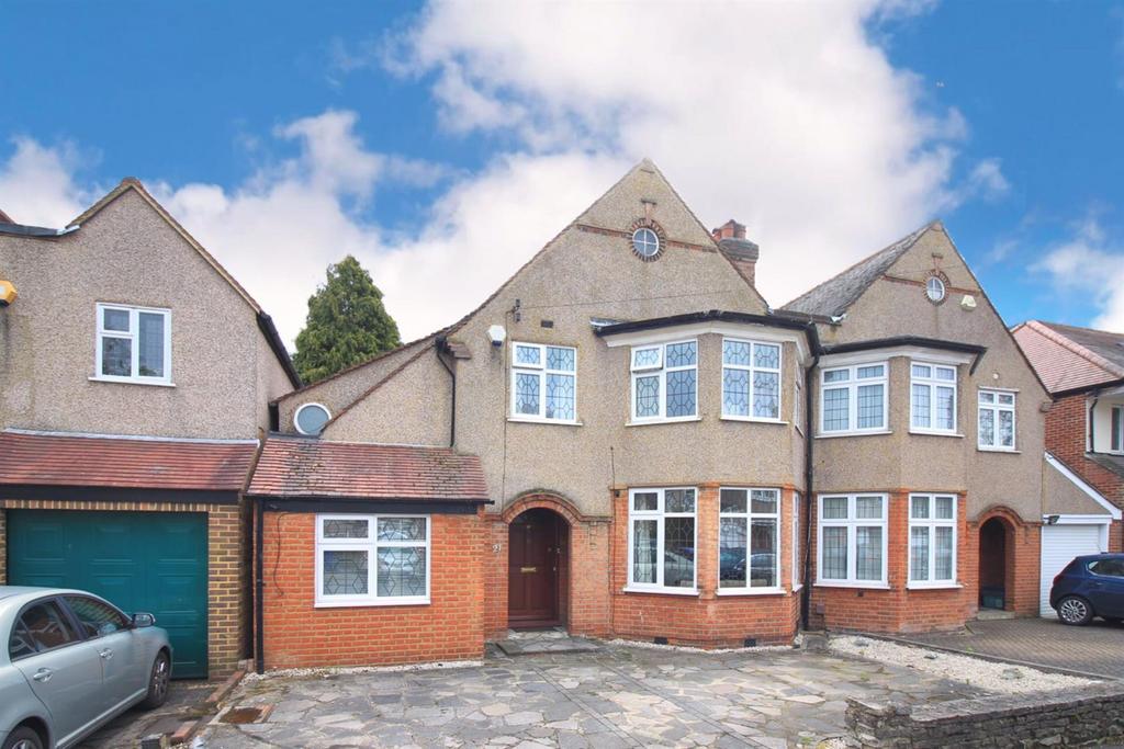 Lingwood Gardens, Osterley TW7 5 bed semidetached house £995,000