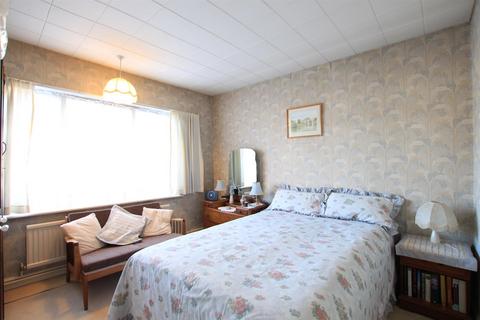 56 Fern Lane, Hounslow, TW5 0HJ