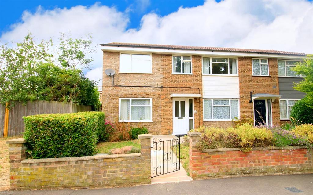 Burns Drive, Hemel Hempstead HP2 5 bed house £450,000