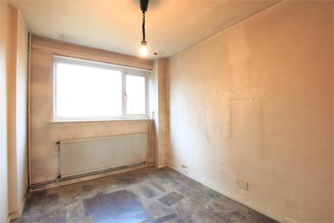 32 Sark Close, Hounslow, TW5 0PZ