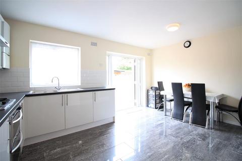 37 Wentworth Road, Southall, UB2 5TT
