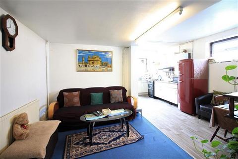 10 Gordon Road, Southall, UB2 5QE