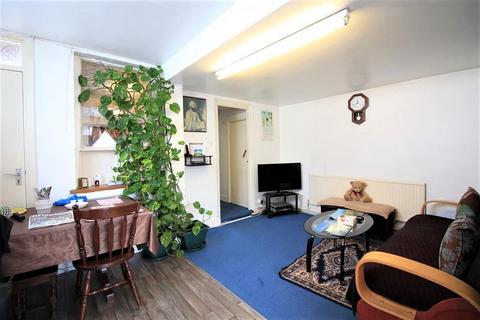 10 Gordon Road, Southall, UB2 5QE
