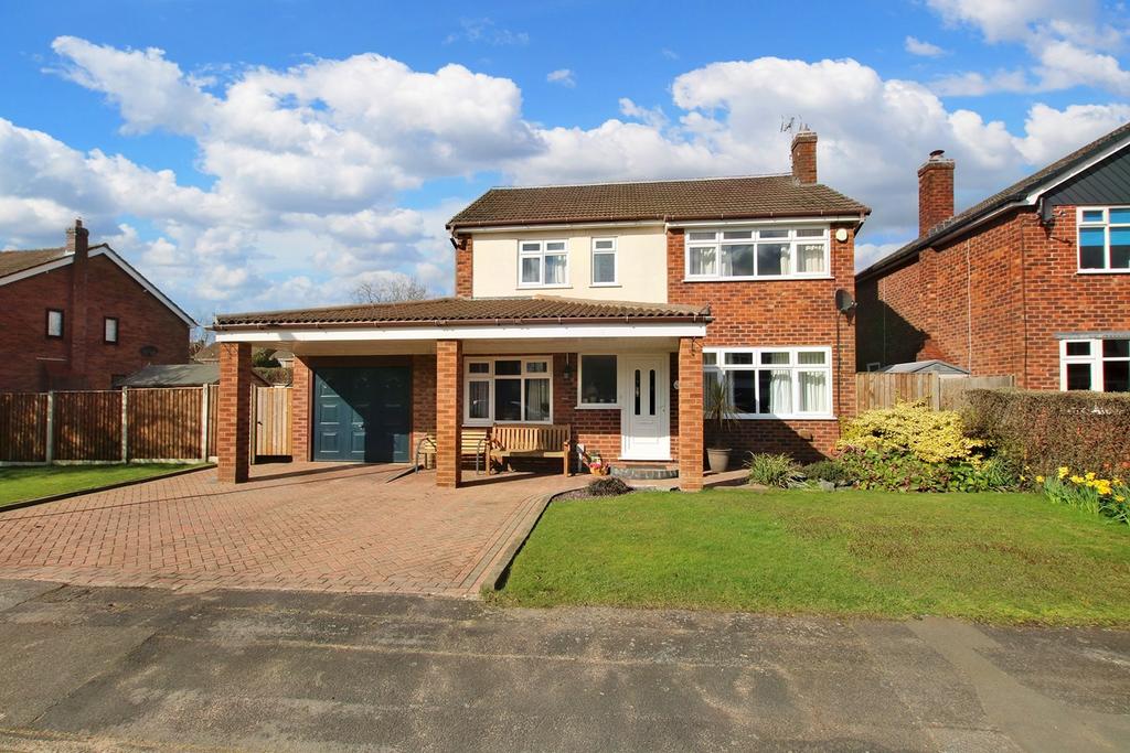 Gosling Road, Croft, Warrington, WA3 4 bed detached house £440,000