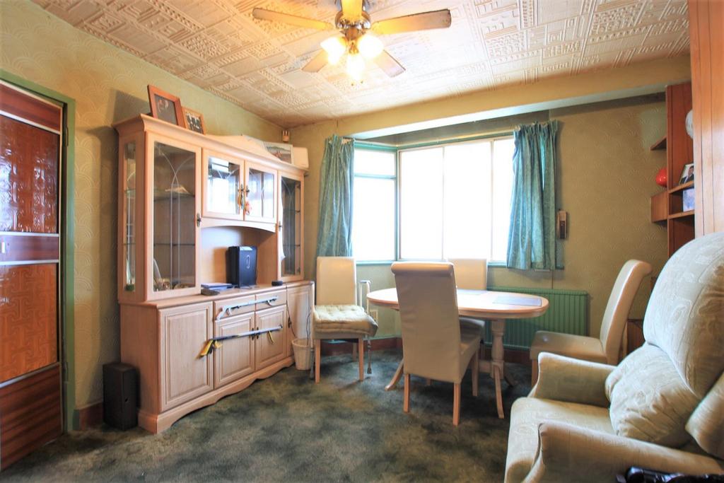Through Lounge