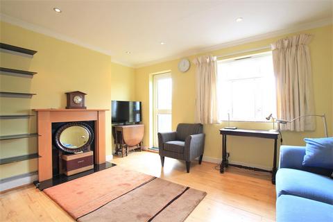 121 Brabazon Road, Hounslow, TW5 9LN