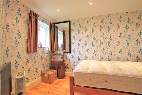 121 Brabazon Road, Hounslow, TW5 9LN