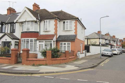 4 bedroom end of terrace house for sale - Ashburton Avenue, Ilford
