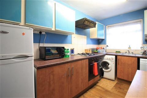 26 Memorial Close, Hounslow, TW5 0LN