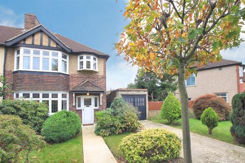 9 Burns Way, Hounslow, TW5 9BL
