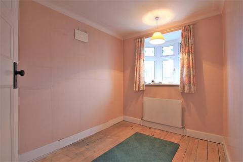 9 Burns Way, Hounslow, TW5 9BL
