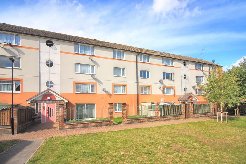 Harlech Gardens, Heston TW5 2 bed apartment £279,950