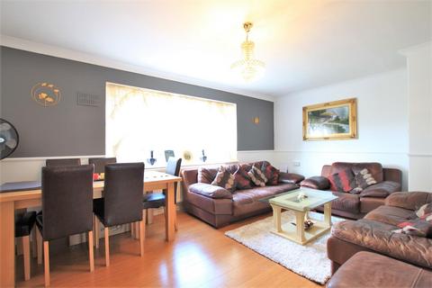 35 Harlech Gardens, Hounslow, TW5 9PR