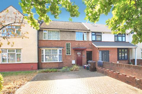 65 Fern Lane, Hounslow, TW5 0HN
