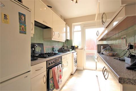 65 Fern Lane, Hounslow, TW5 0HN