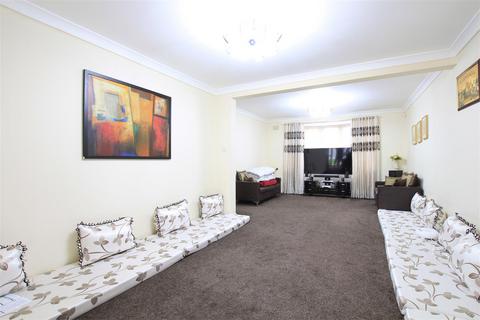31 Shelley Crescent, Hounslow, TW5 9BQ
