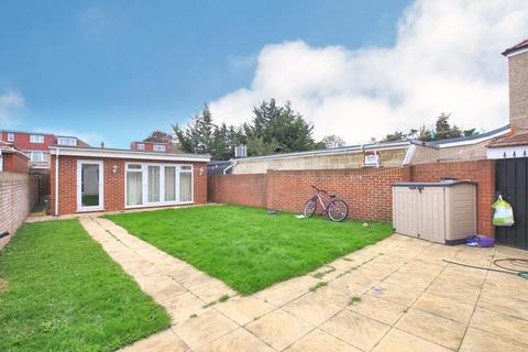 31 Shelley Crescent, Hounslow, TW5 9BQ
