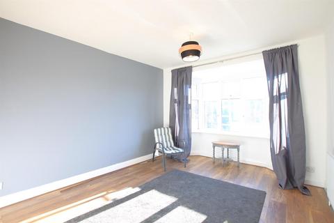 2 bedroom apartment to rent, Great West Road First Floor, Hounslow TW5