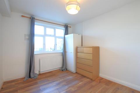 2 bedroom apartment to rent, Great West Road First Floor, Hounslow TW5