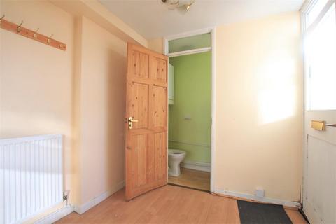 5 Redwood Estate, Hounslow, TW5 9PL
