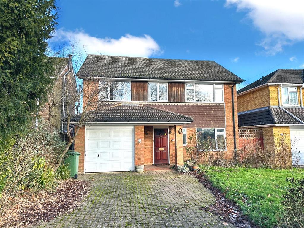 Bedmond Road, Hemel Hempstead HP3 4 bed detached house for sale £700,000
