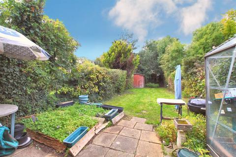32 Walnut Tree Road, Hounslow, TW5 0LR