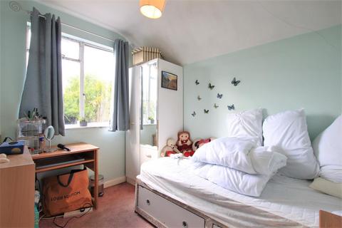 32 Walnut Tree Road, Hounslow, TW5 0LR