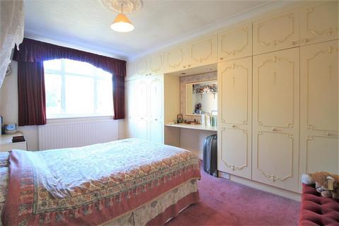 9 Stour Avenue, Southall, UB2 4HL