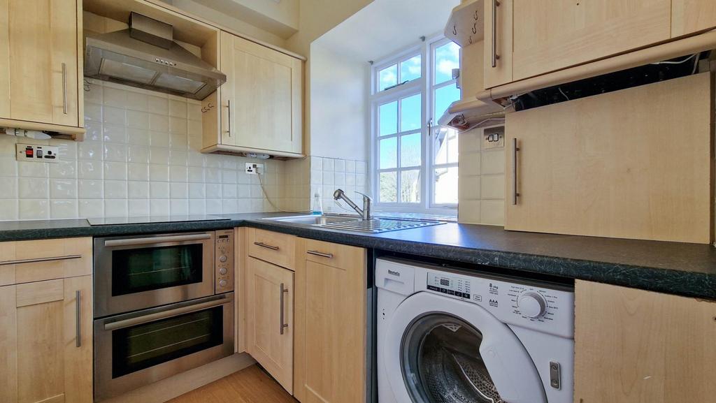 Kitchen .jpg