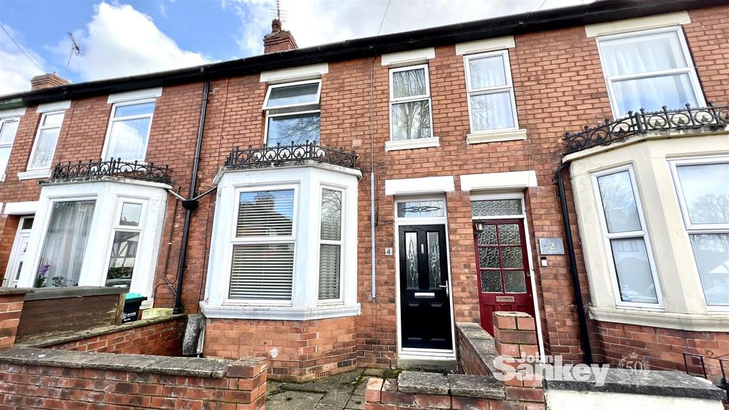 Edgar Avenue, Mansfield 3 bed townhouse £150,000