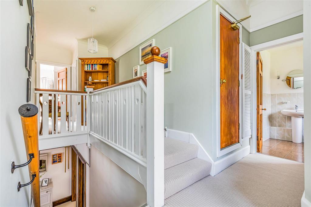 8 Thistlebarrow Road, Bournemouth-Small-Portico Mar