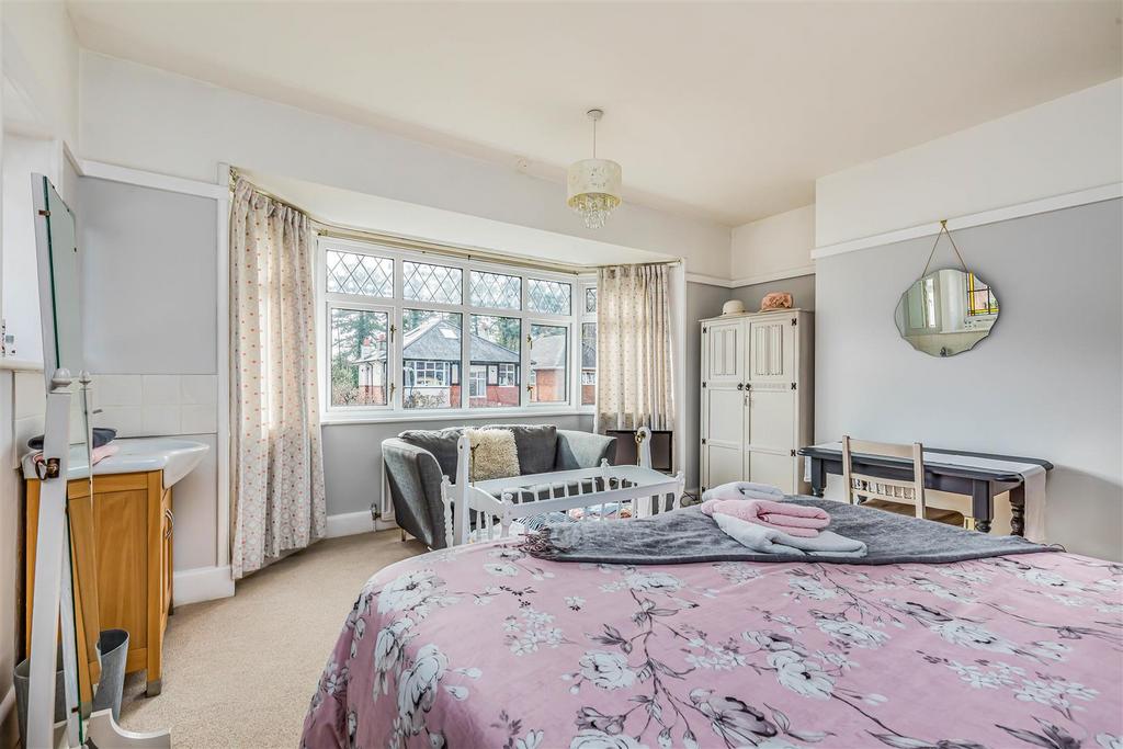 8 Thistlebarrow Road, Bournemouth-Small-Portico Mar