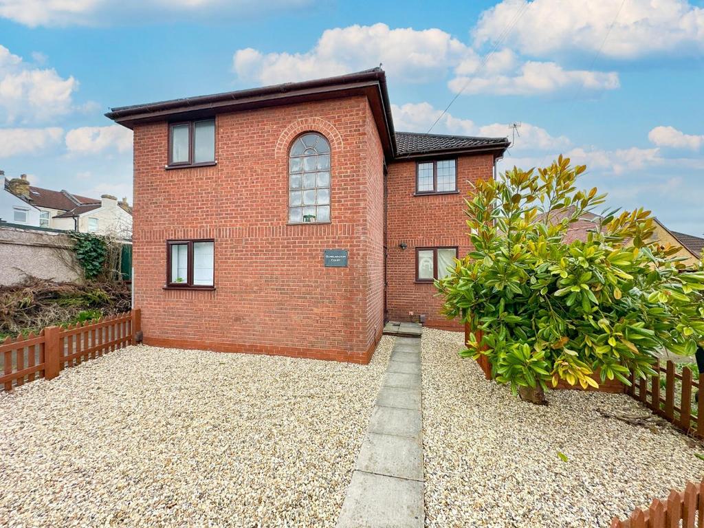 Bloomfield Road, Bristol, BS4 3QU 1 bed flat for sale £160,000
