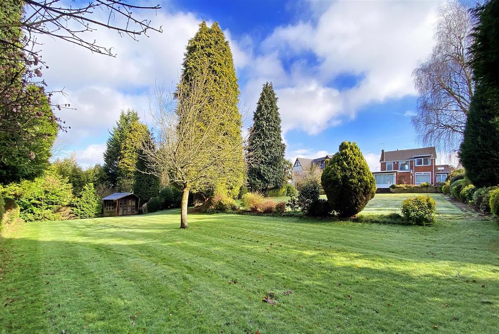 Haslemere Avenue, Hale Barns 4 bed detached house £1,000,000