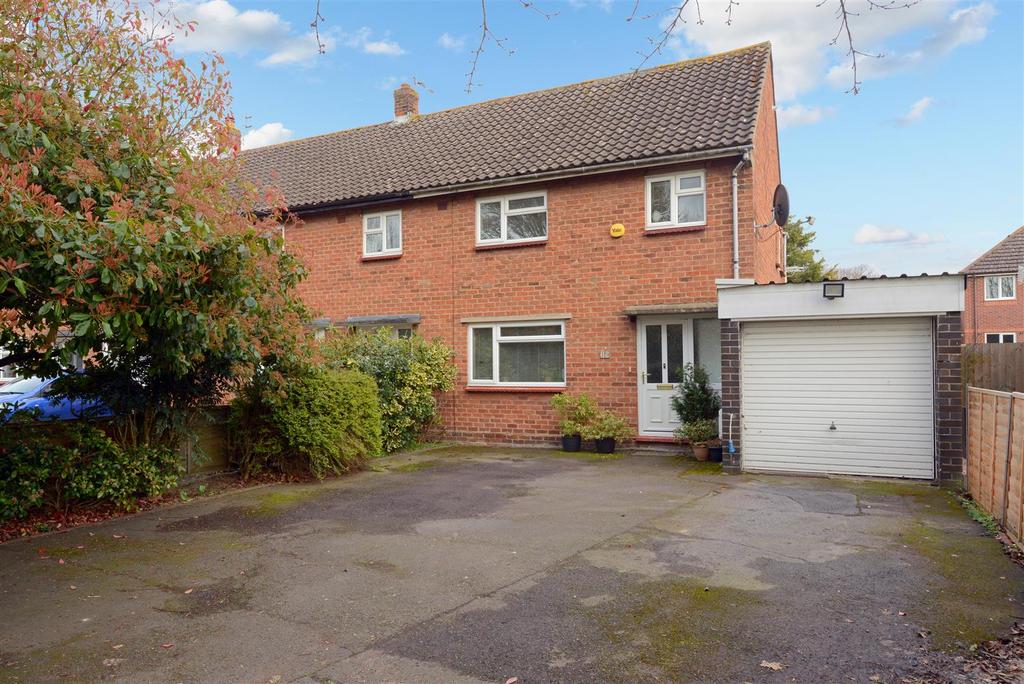 Stapleton Road, Meole Brace, Shrewsbury 3 bed end of terrace house for