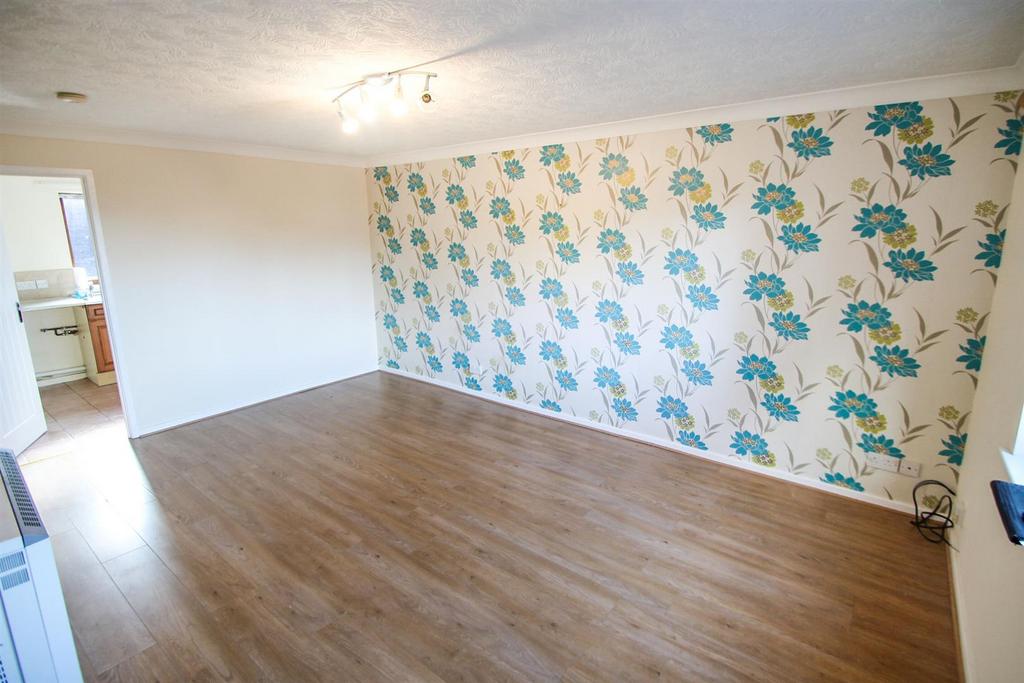 Rock Green, Ludlow 2 bed terraced house £750 pcm (£173 pw)