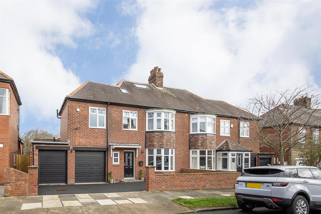 Wingrove Road North, Fenham, Newcastle upon Tyne 4 bed semidetached