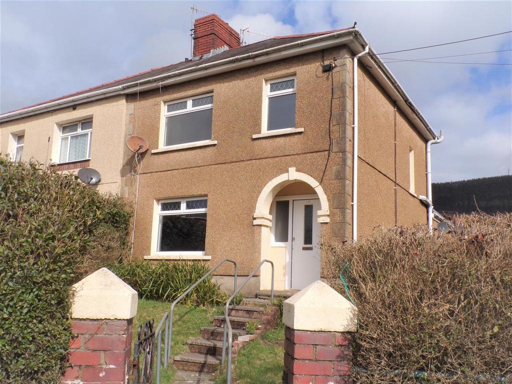 Brynglas Avenue, Cwmavon, Port Talbot 3 bed semidetached house £135,000