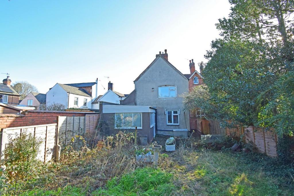 142 Worcester Road, rear.jpg