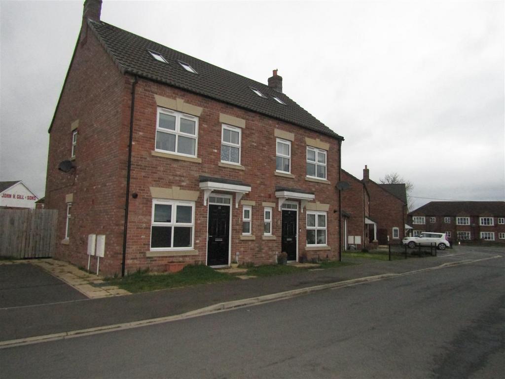 Foundry Way, Leeming Bar, Northallerton 4 bed semidetached house for