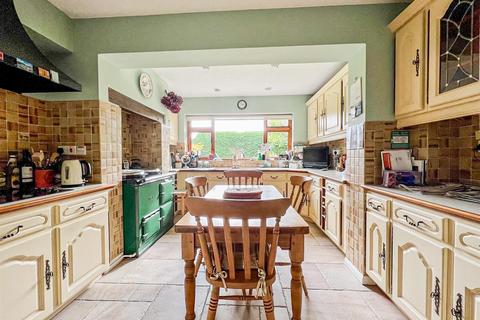 4 bedroom detached house for sale, Bickington Road, Barnstaple