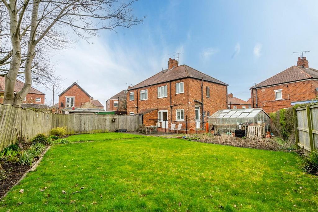 Plantation Grove, Off Boroughbridge Road, York 3 bed semidetached