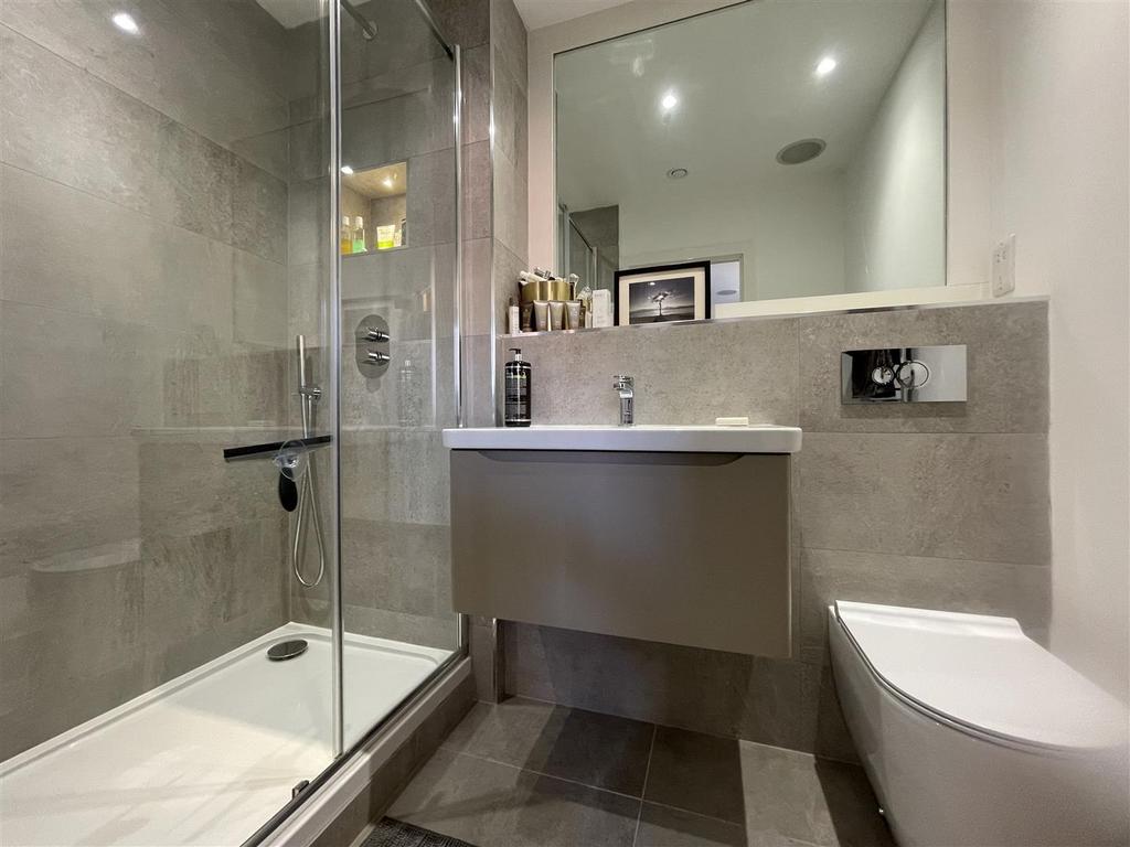 En-Suite.