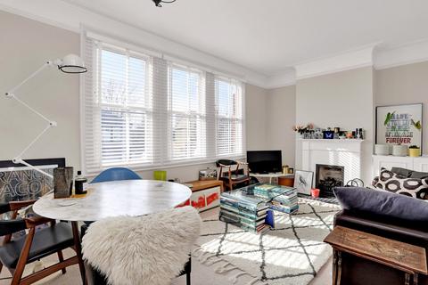 104a Northcroft Road, London, W13 9SU