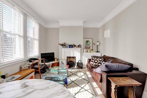 104a Northcroft Road, London, W13 9SU