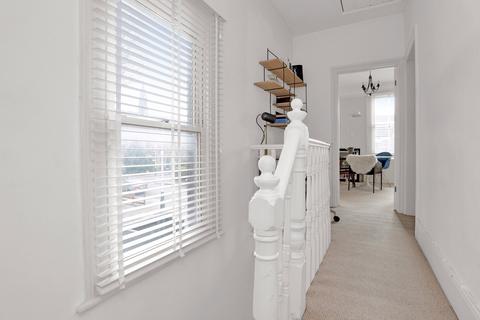104a Northcroft Road, London, W13 9SU