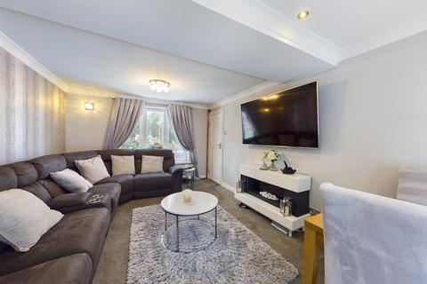 50 Albatross Avenue, Rochester, ME2 2XW