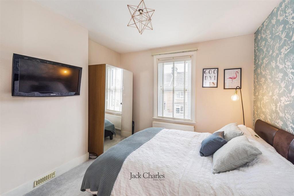 25 Chichester Rd, TN9 2 TL 004.jpg
