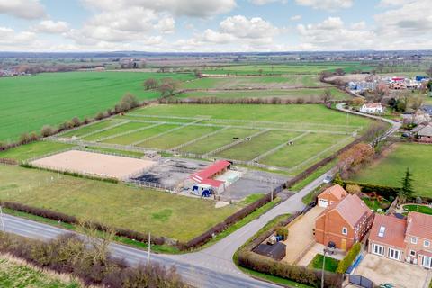 4 bedroom equestrian property for sale - Moss SOUTH YORKSHIRE