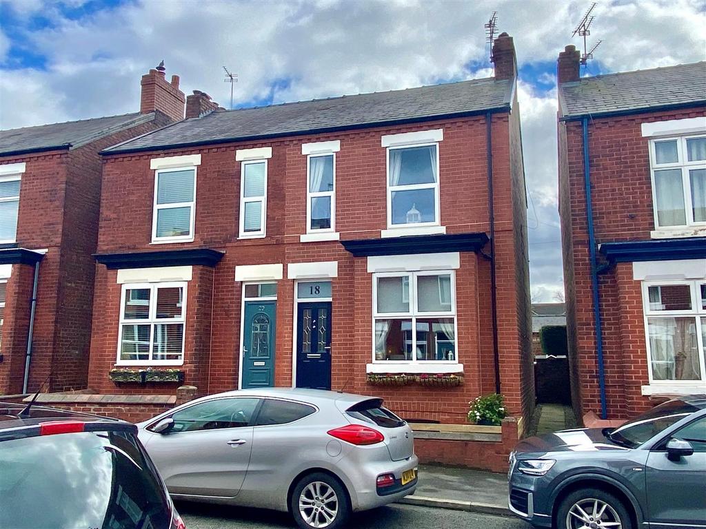 Toronto Road, Heaviley, Stockport 3 bed semidetached house for sale
